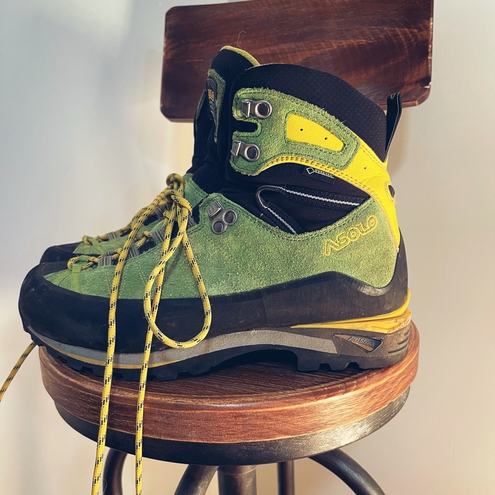 Asolo hiking boot size 9.5 women’s